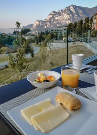 Hoody Active & Happiness Hotel Отели рядом с достопримечательностью «City Library Bruno Emmert Arco»