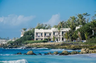 Ocean Spray Apartments Hotels near Pine Avenue Park