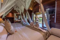 Royal Retreat Villa's Lembongan Hoteles en Bali