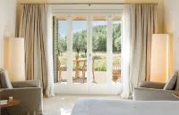 Torralbenc, a Small Luxury Hotel of the World Hotel a Es Canutells