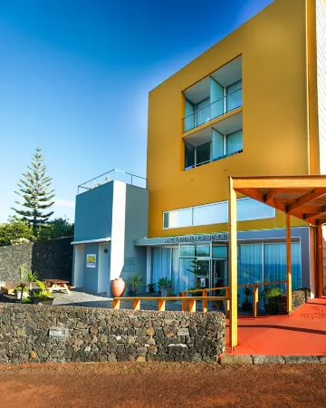 ANC Resort Отели рядом с достопримечательностью «Marina de Vila Franca do Campo - Azores Islands»