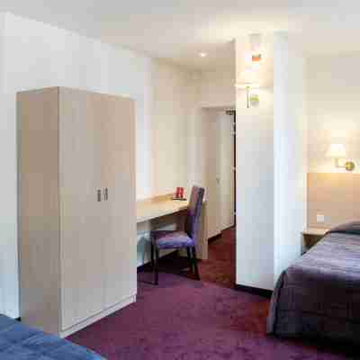 Hôtel Continental Rooms