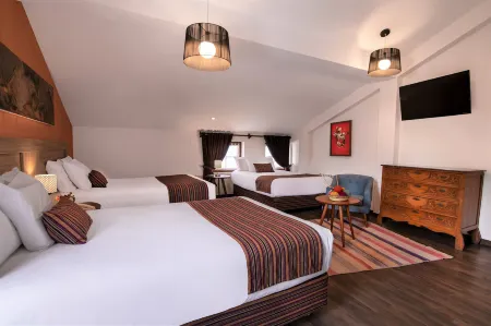 Atoq San Blas Hotel