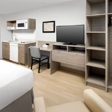 WoodSpring Suites Seattle Everett