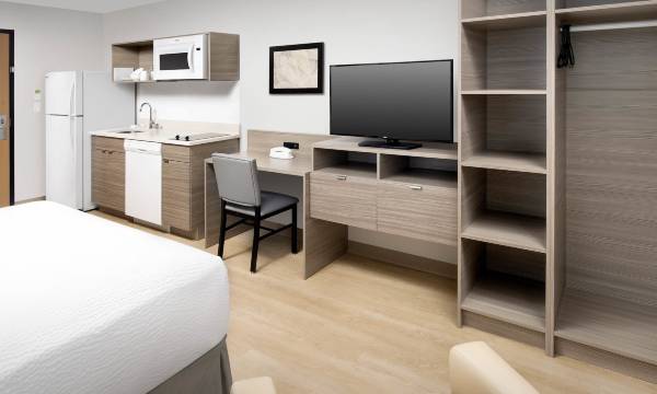 WoodSpring Suites Seattle Everett
