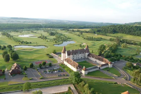 Hotel Golf Chateau de Chailly Отели в г. Cete-d'Or