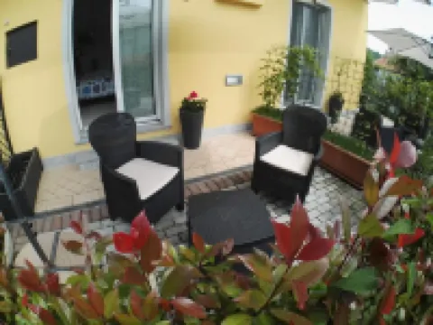 古列爾米納民宿