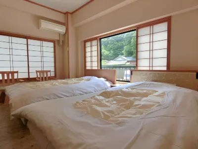 Minshuku Inn Shirahama Ekinoyado
