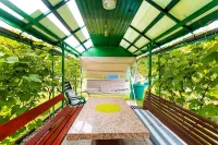 Apartments Green Paradise