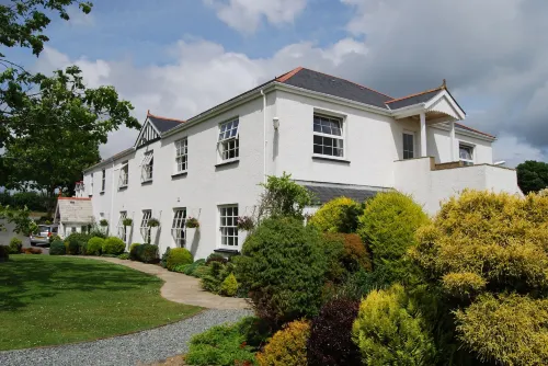 Beggars Reach Hotel Hotels in Llanstadwell