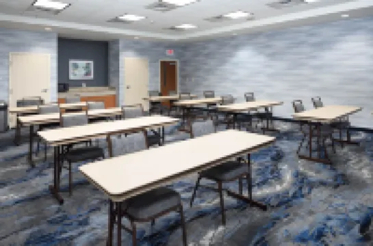 Fairfield Inn & Suites South Boston