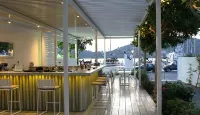 Relux Ios Hotel - Bar