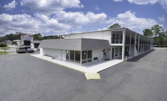 Budget Lodge Churchland
