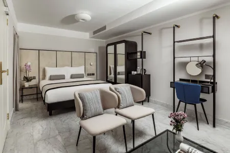 San Karlu Hotel Отели рядом с достопримечательностью «Каса-Рокка-Пиккола»