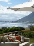 138 Marine Beachfront Guesthouse - Romantic