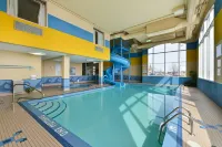 Comfort Inn & Suites Airport South - piscine