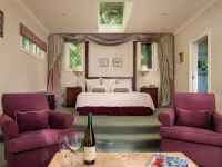 Greenmantle Estate Hotel Hotels in Парапарауму