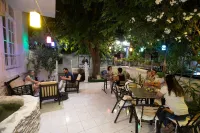 Atici Hotel - ที่มีบาร์