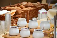 Hotel Landhaus Wörlitzer Hof - Breakfast