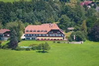 Hotel Schöne Aussicht Hotels in Eugendorf