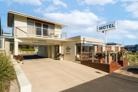 Loch Ard Motor Inn Отели рядом с достопримечательностью «Port Campbell Jetty»
