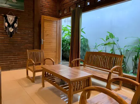 Budi Bambu Homestay Yogyakarta Bangunjiwo Mitra RedDoorz Отели в г. Kasihan