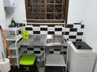 Low Cost Room Plaza de Hierro IV