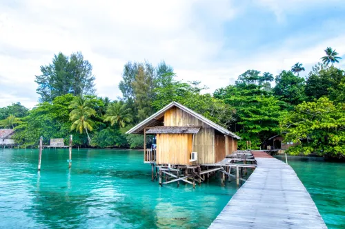 Hamueco Dive Resort Raja Ampat Hotels in Waisai