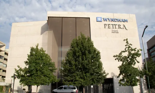 Wyndham Santiago Pettra