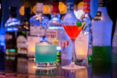 バー ナビオス横浜の写真