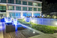 Howard Johnson by Wyndham Neuquen - Pools