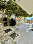 Family House with Pool & Sea View - Wifi
