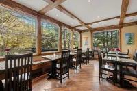 The Grand Idyllwild Lodge Hotels in Idyllwild