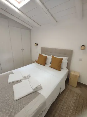 2 Floors Home Near Carvoeiro&SlideSplash Отели рядом с достопримечательностью «Serenity - Centro do bem-estar»