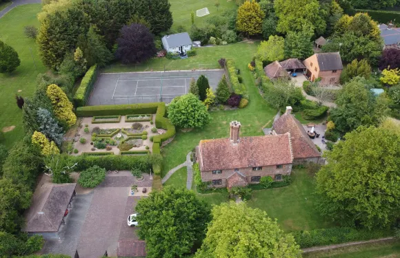 布朗格之家酒店