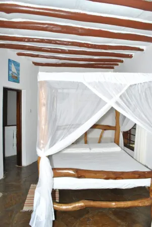 Sonnie House Diani