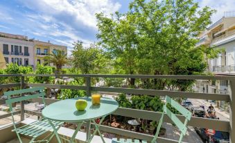 Momo Suites, Acropolis by Aura Homes