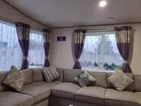 Purple Palace 3-Bed Caravan Ingoldmells - Pools