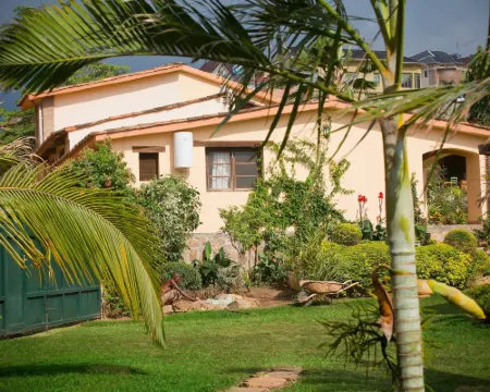 Goodlife Residence Hotels in Rohero