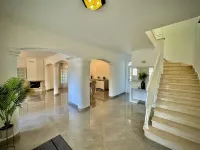Quarteira Premium Villa with Pool by Homing - Homestays