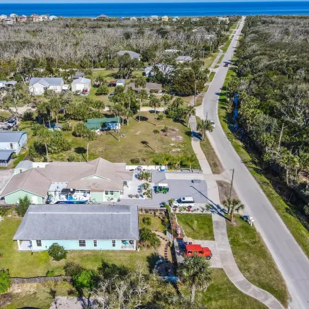 Beach Home w Heated Pool Free Golf Cart