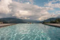 Panoramahotel Huberhof - Pools