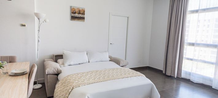 maya bay suites Hotels in Alicante