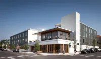 East Austin Hotel - بار