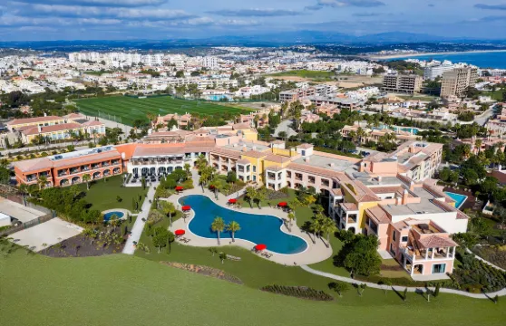 卡斯卡德健康度假村