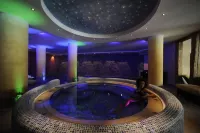 賽拉納瑞拉克斯飯店