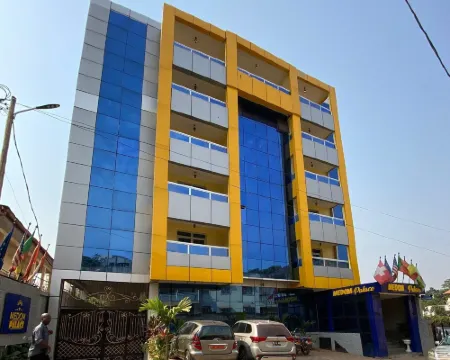 Résidence hôtelière Medom Palace, Bastos Hotels in Yaounde