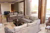Laguna Hotel Suites