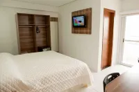 Serras Hotel - พร้อมระเบียง