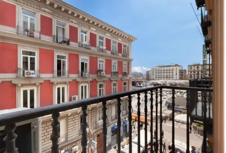 Rainbow Napoli Отели рядом со станцией PIAZZA GARIBALDI RAILWAY STATION